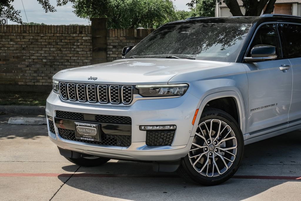 Used 2023 Jeep Grand Cherokee L Summit image 13