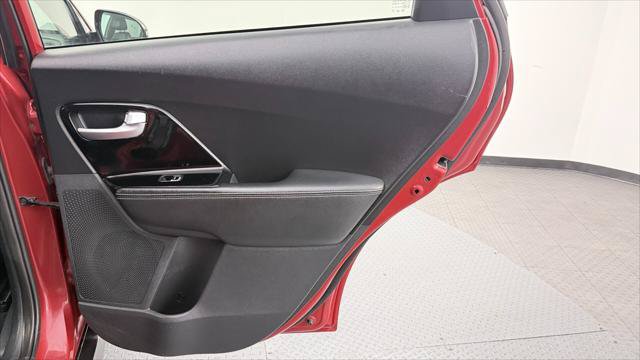 Used 2022 Kia Niro EX w/ Cold Weather Package FWD image 19