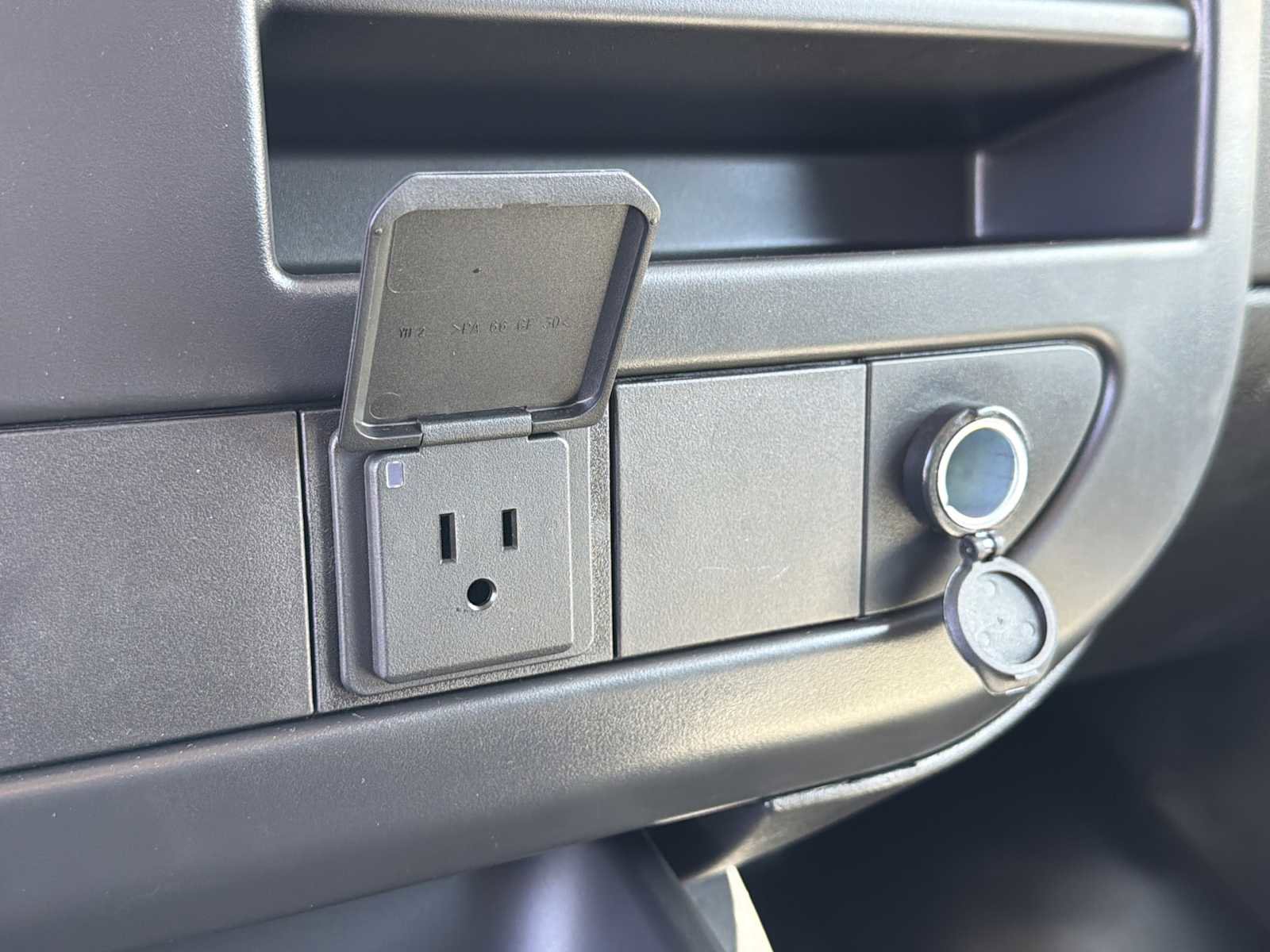 New 2025 GMC Savana 2500 w/ Driver Convenience Package image 26