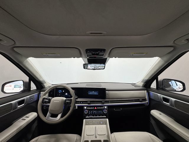 Used 2025 Hyundai Santa Fe Calligraphy FWD image 22