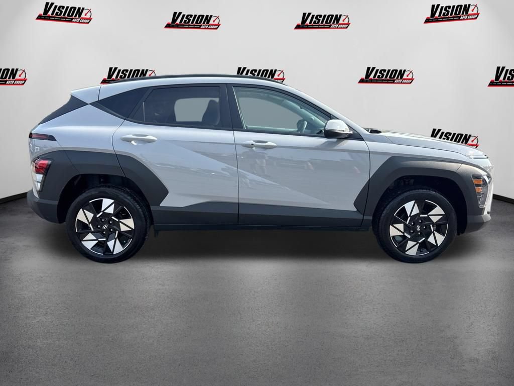 Certified 2024 Hyundai Kona SEL AWD/4WD image 4