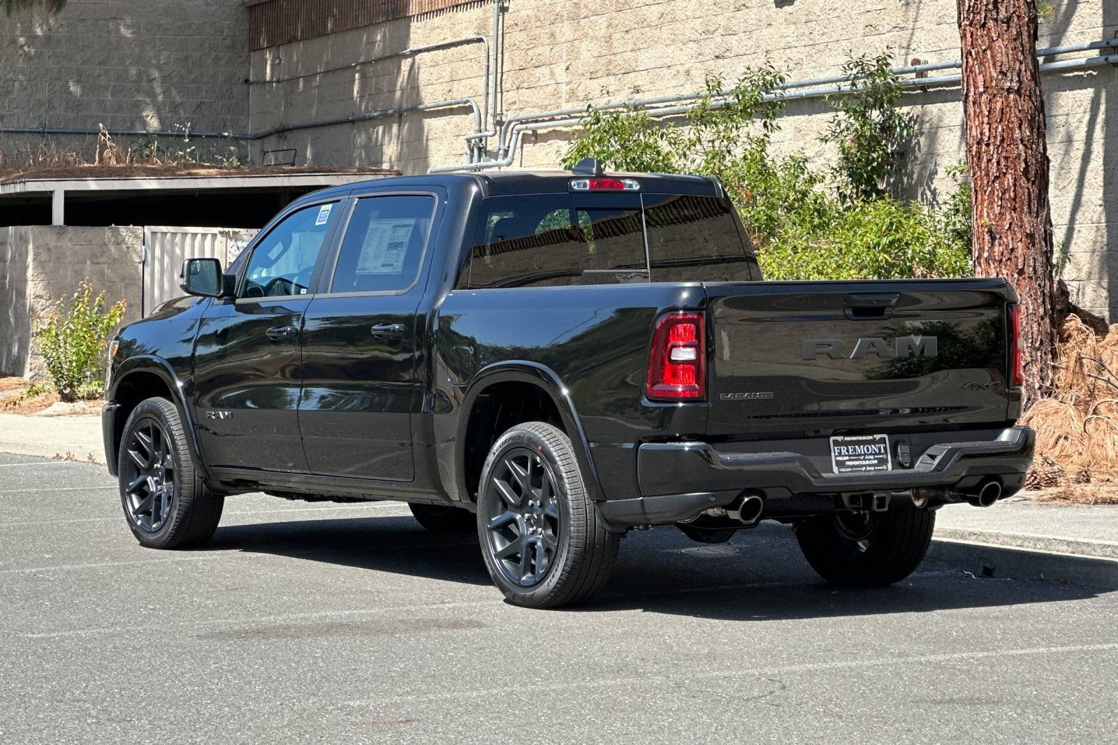 New 2026 RAM 1500 Laramie w/ Night Edition AWD/4WD image 5