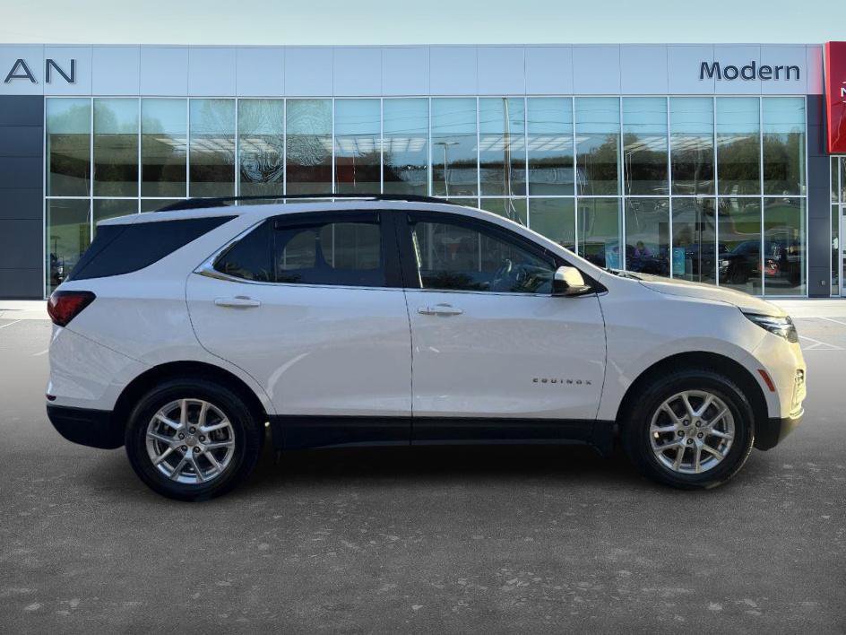 Used 2023 Chevrolet Equinox LT image 4