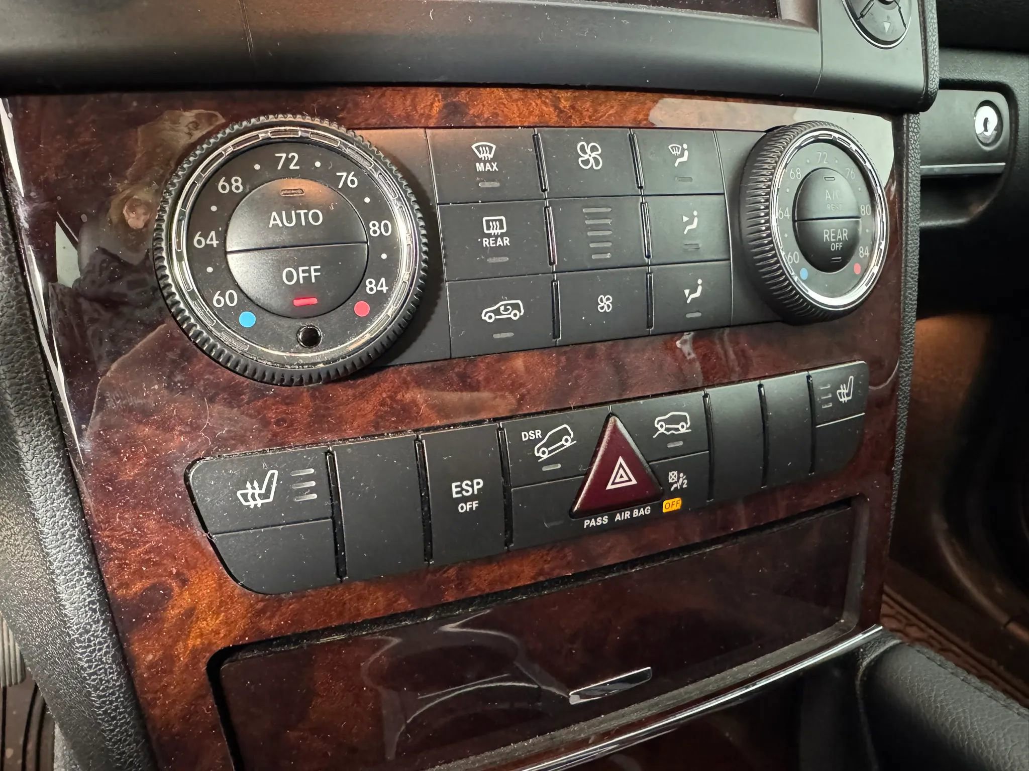 Used 2011 Mercedes-Benz ML 350 4MATIC image 19