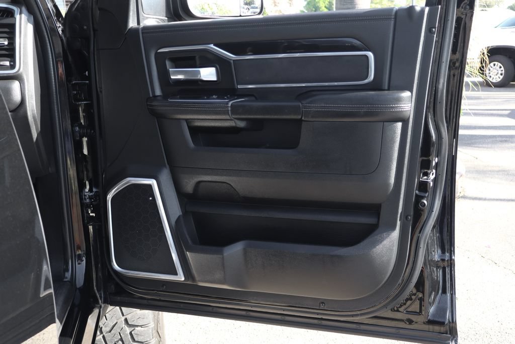 Used 2020 RAM 2500 Laramie w/ Night Edition AWD/4WD image 50