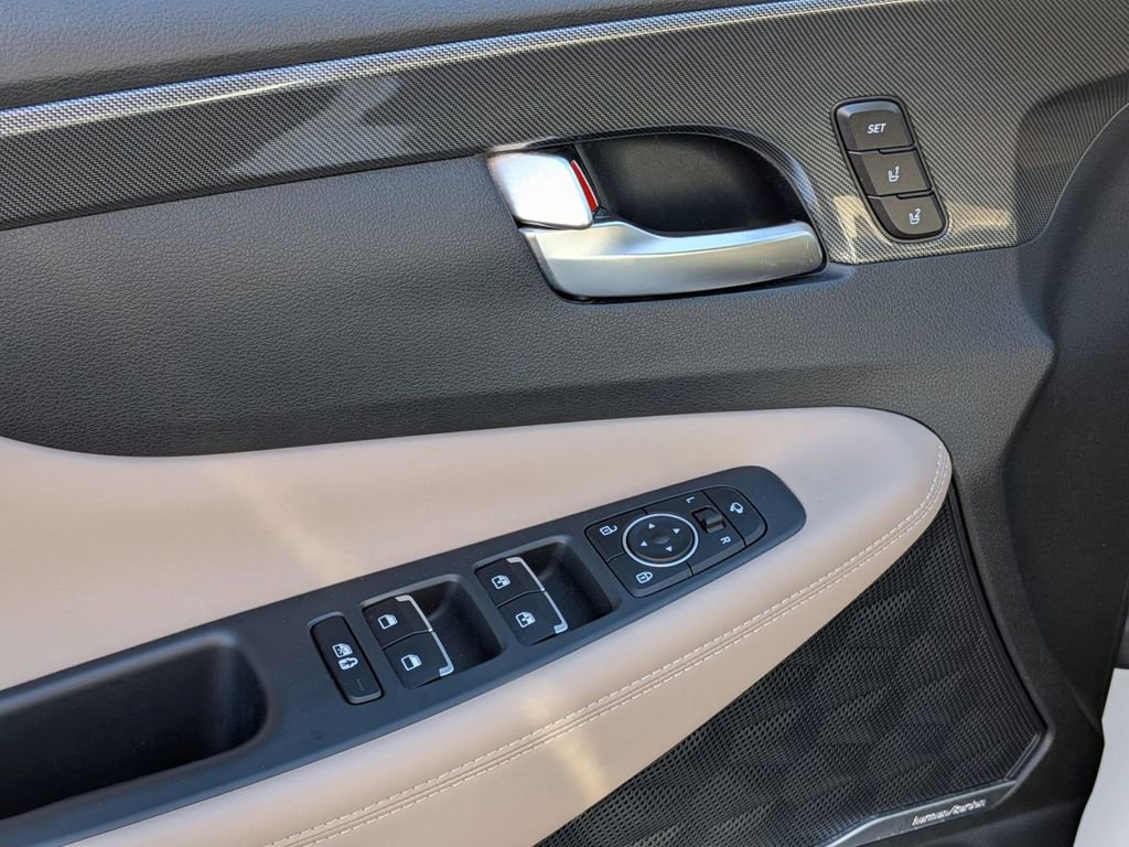 Certified 2023 Hyundai Santa Fe Limited w/ Cargo Package image 15