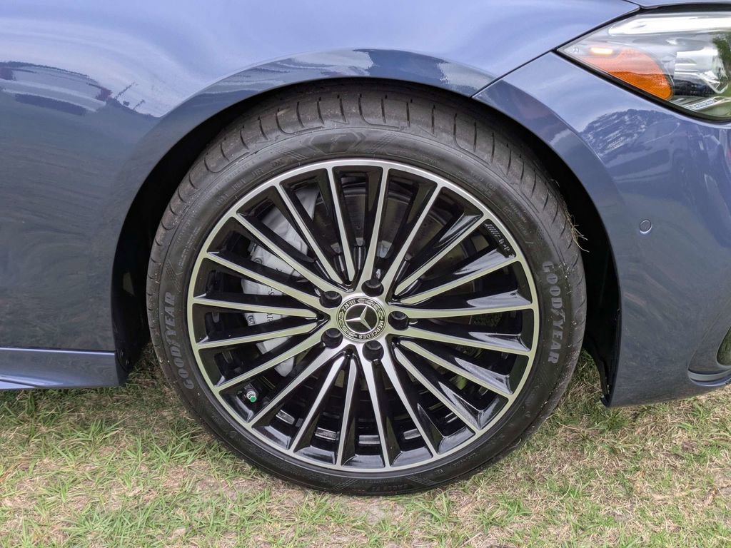 Used 2024 Mercedes-Benz C 300 Sedan image 12