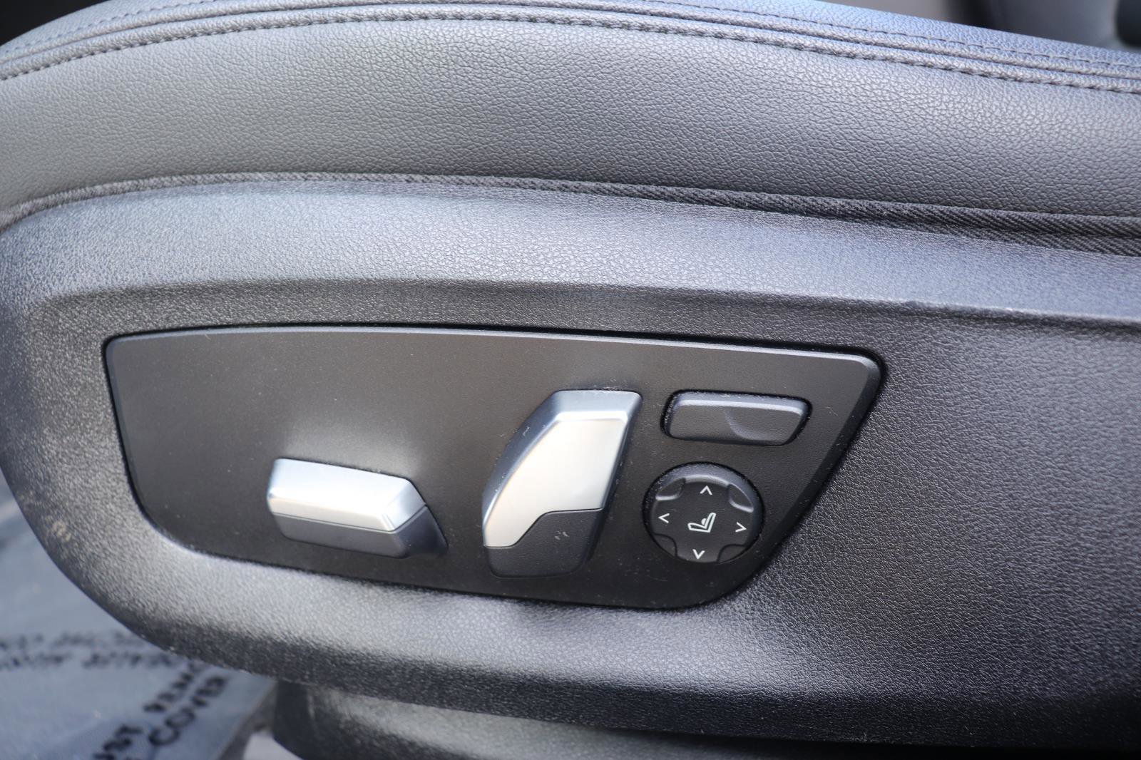 Used 2020 BMW 530i image 21