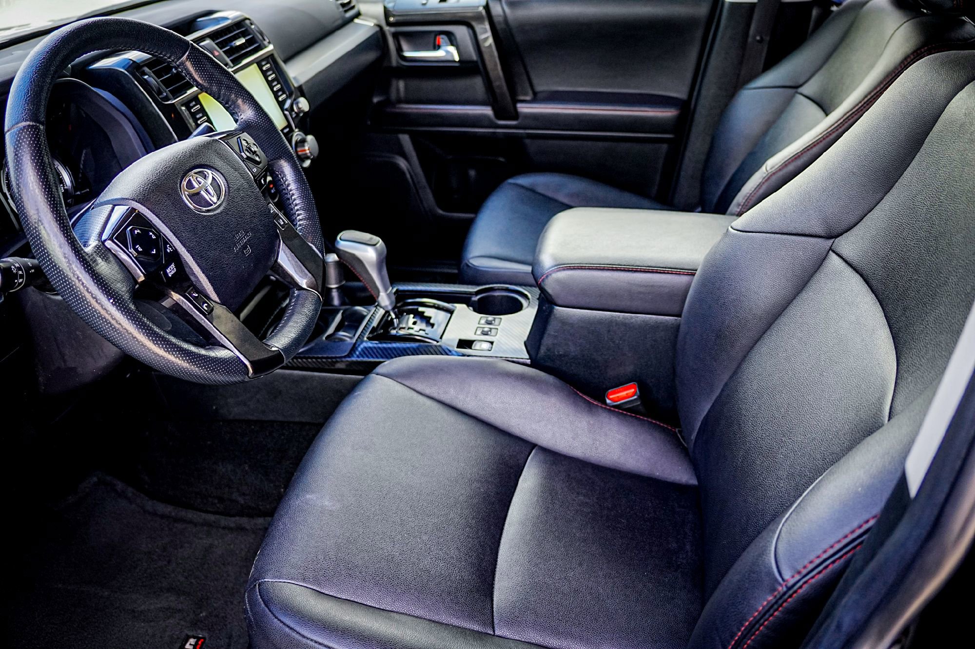 Used 2024 Toyota 4Runner TRD Off-Road Premium image 10
