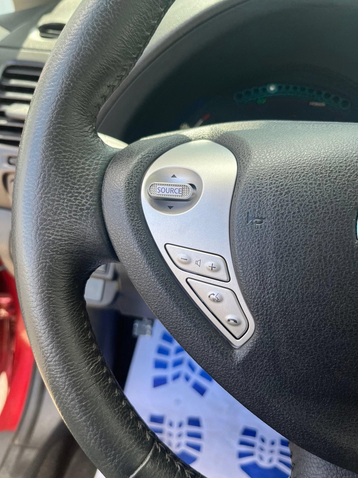 Used 2015 Nissan Leaf S w/ Charge Package FWD image 20
