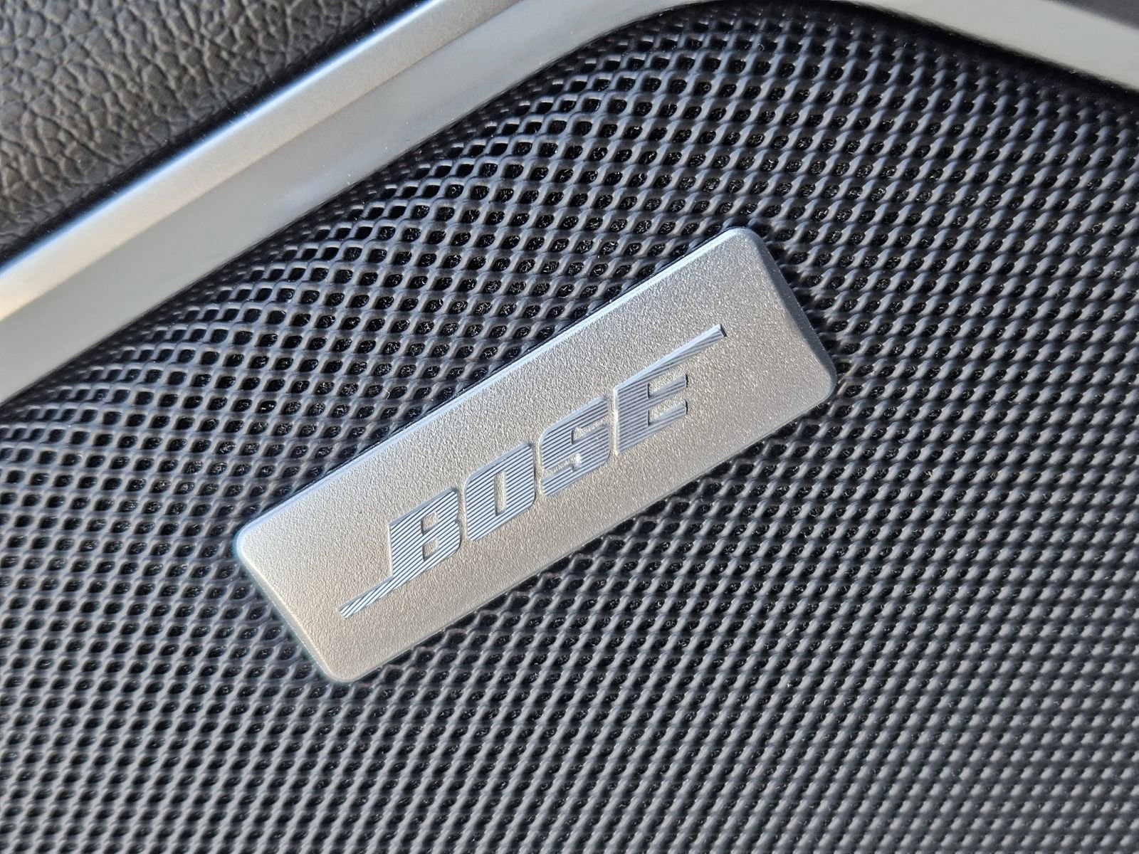 Certified 2025 Chevrolet Silverado 1500 LTZ image 28