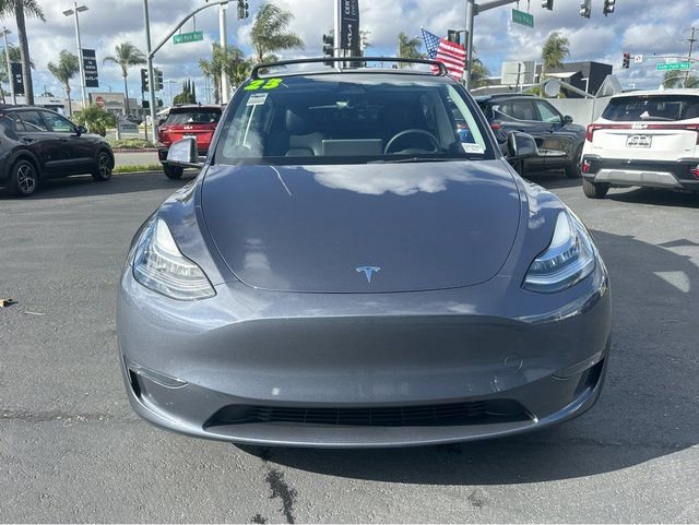 Used 2023 Tesla Model Y Long Range image 2