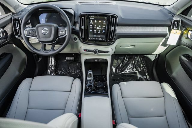 Used 2026 Volvo XC40 B5 Ultra w/ Protection Package Premier AWD/4WD image 20