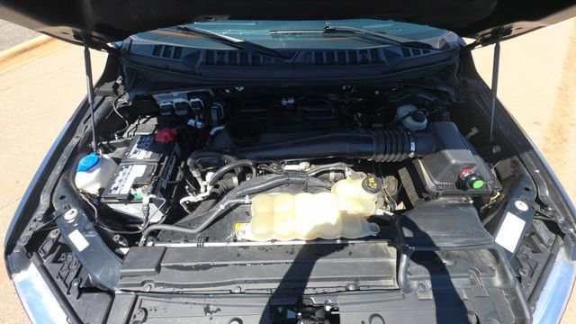 Used 2018 Ford F150 Platinum w/ Equipment Group 701A Luxury image 33