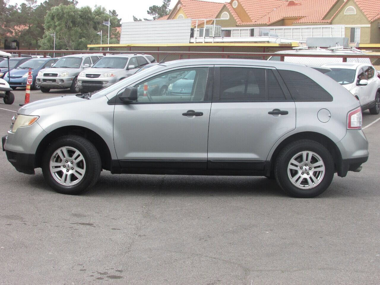 Used 2007 Ford Edge SE image 3