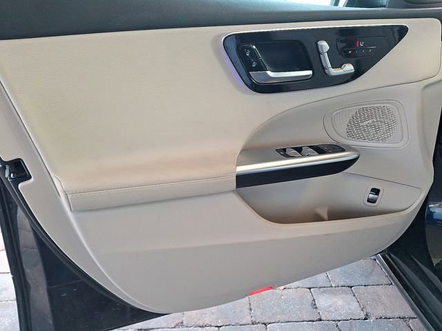 Used 2023 Mercedes-Benz C 300 4MATIC Sedan image 14