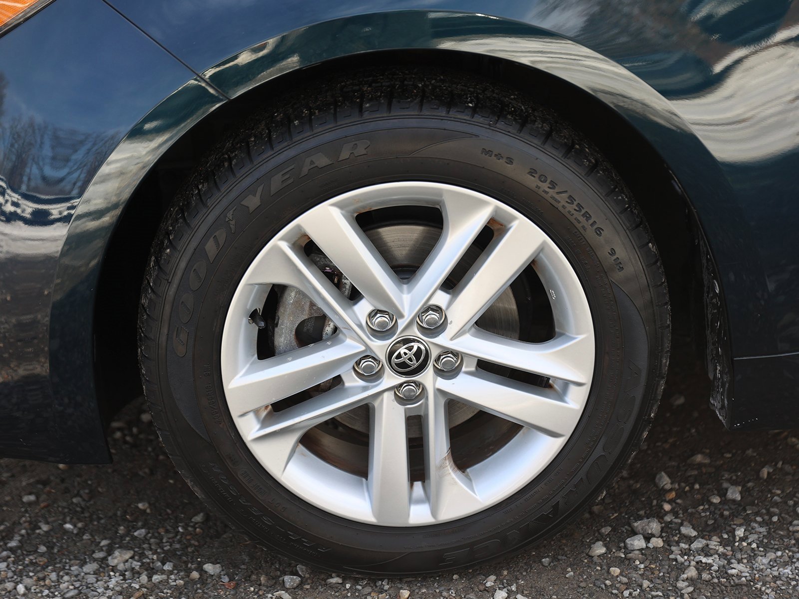 Used 2020 Toyota Corolla SE w/ SE Preferred Package image 11