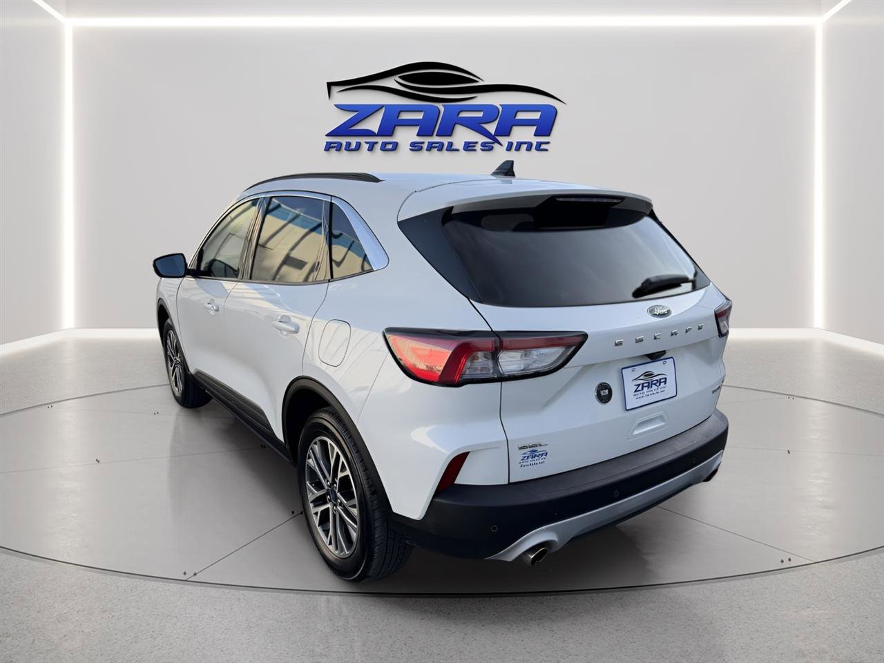 Used 2020 Ford Escape SEL AWD/4WD image 4
