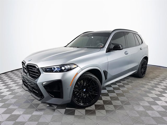 Used 2026 BMW X5 M Competition w/ Executive Package image 3