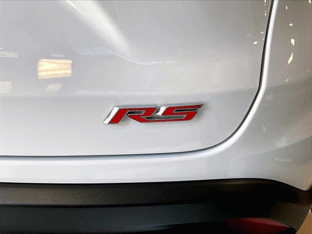Used 2024 Chevrolet Trax RS w/ Driver Confidence Package FWD image 30