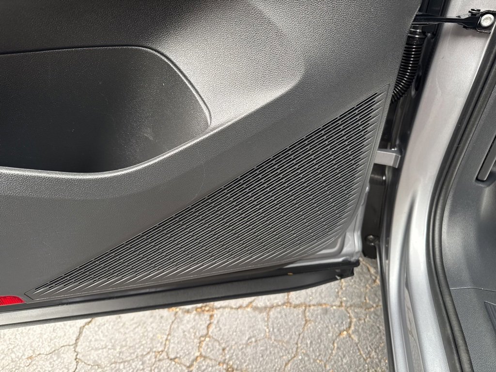 Used 2024 Volkswagen Atlas Cross Sport SE image 14