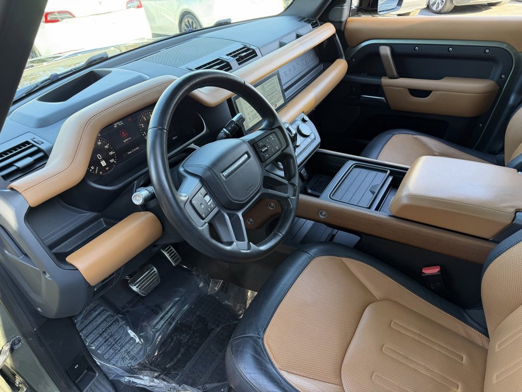 Used 2020 Land Rover Defender 110 X image 25