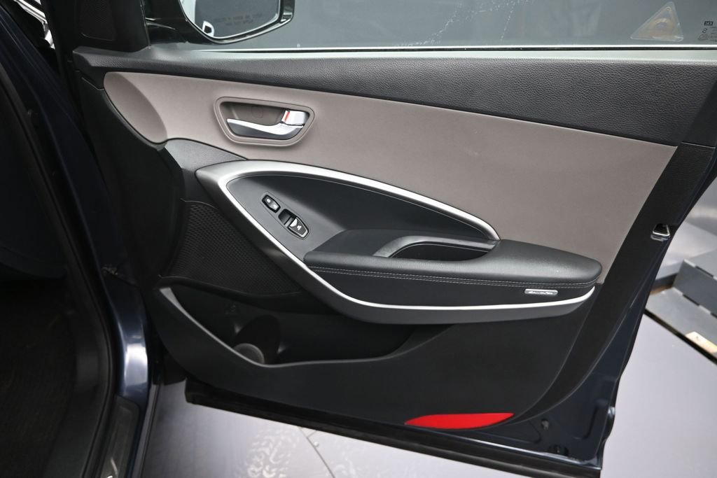 Used 2019 Hyundai Santa Fe XL SE w/ SE Premium Package 02 FWD image 37