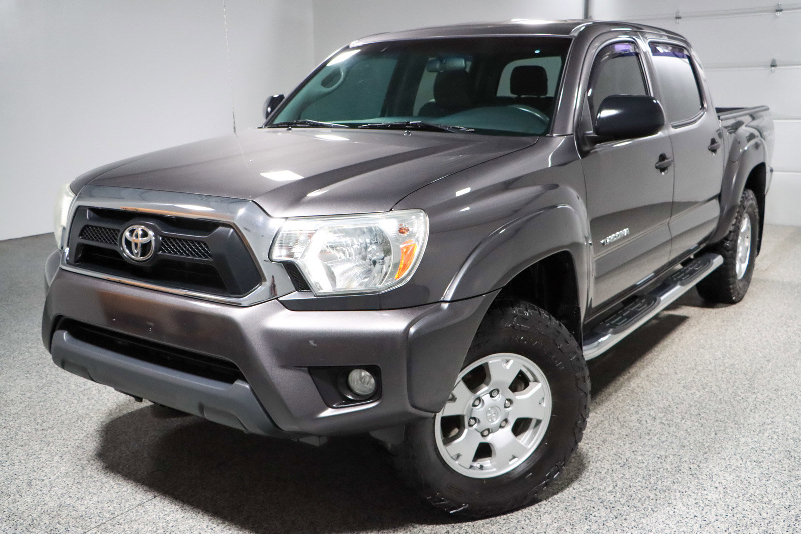 Used 2015 Toyota Tacoma TRD OFF ROAD 4X4 image 32