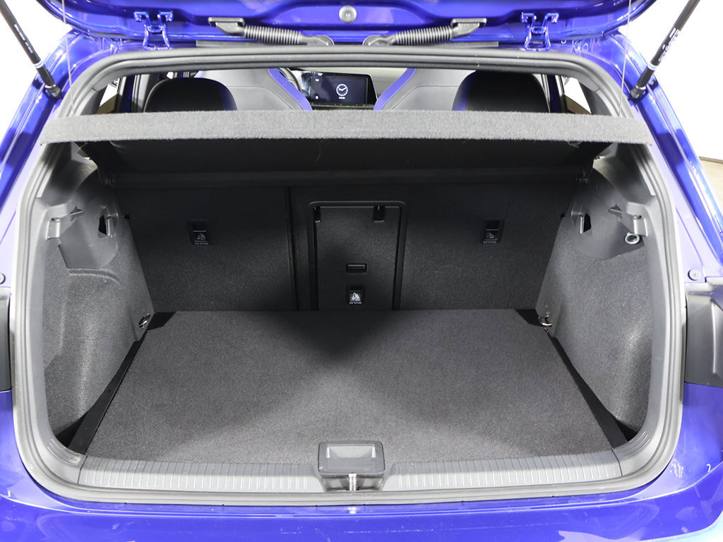 Used 2024 Volkswagen Golf R AWD/4WD image 24