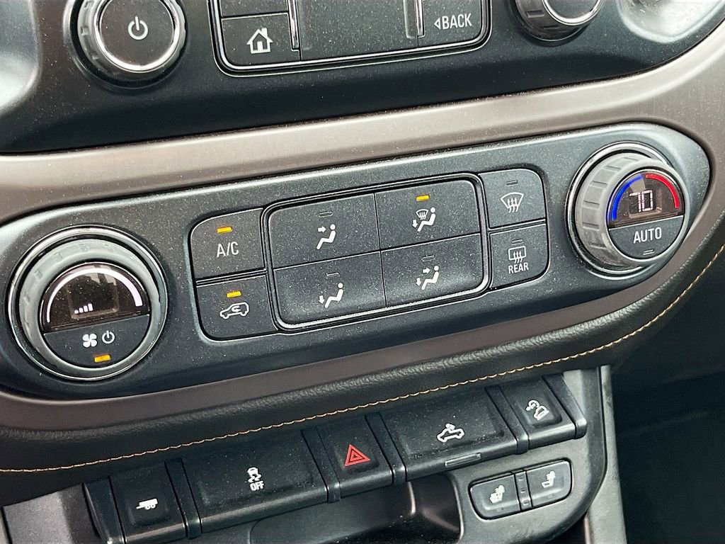 Used 2022 GMC Canyon AT4 w/ Trailering Package image 16