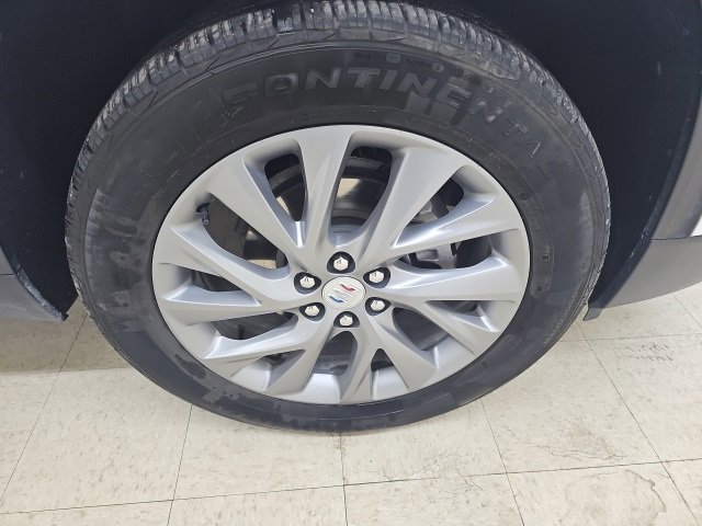 Used 2025 Buick Enclave Preferred image 22