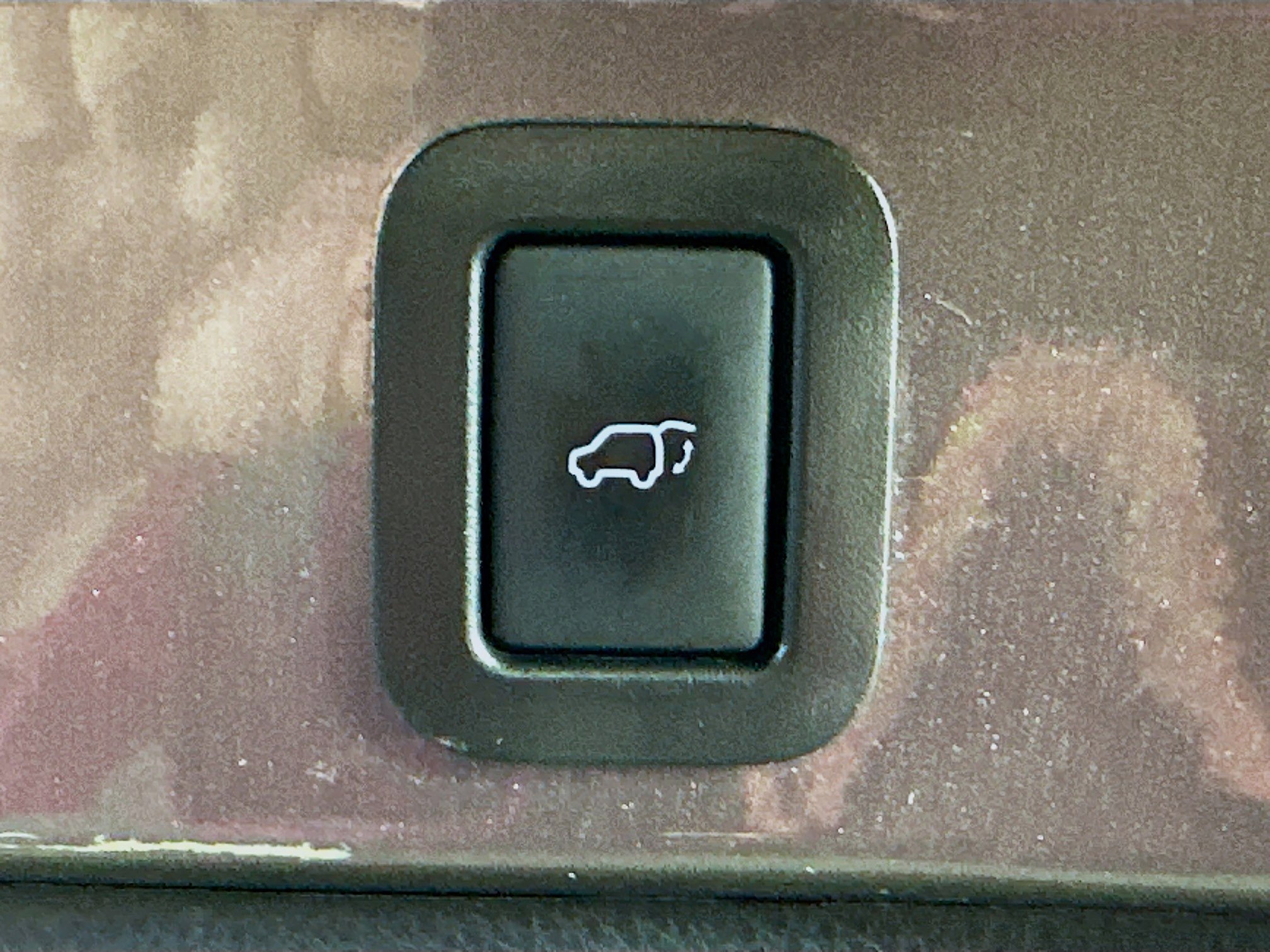 Used 2019 Toyota Highlander XLE image 32