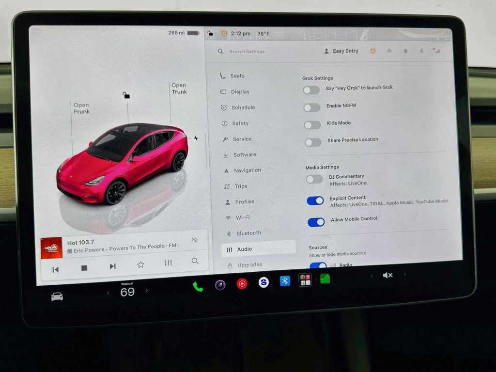 Used 2023 Tesla Model Y Long Range AWD/4WD image 59