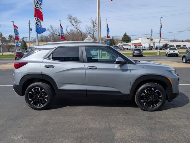 Used 2023 Chevrolet TrailBlazer LT w/ Convenience Package image 6