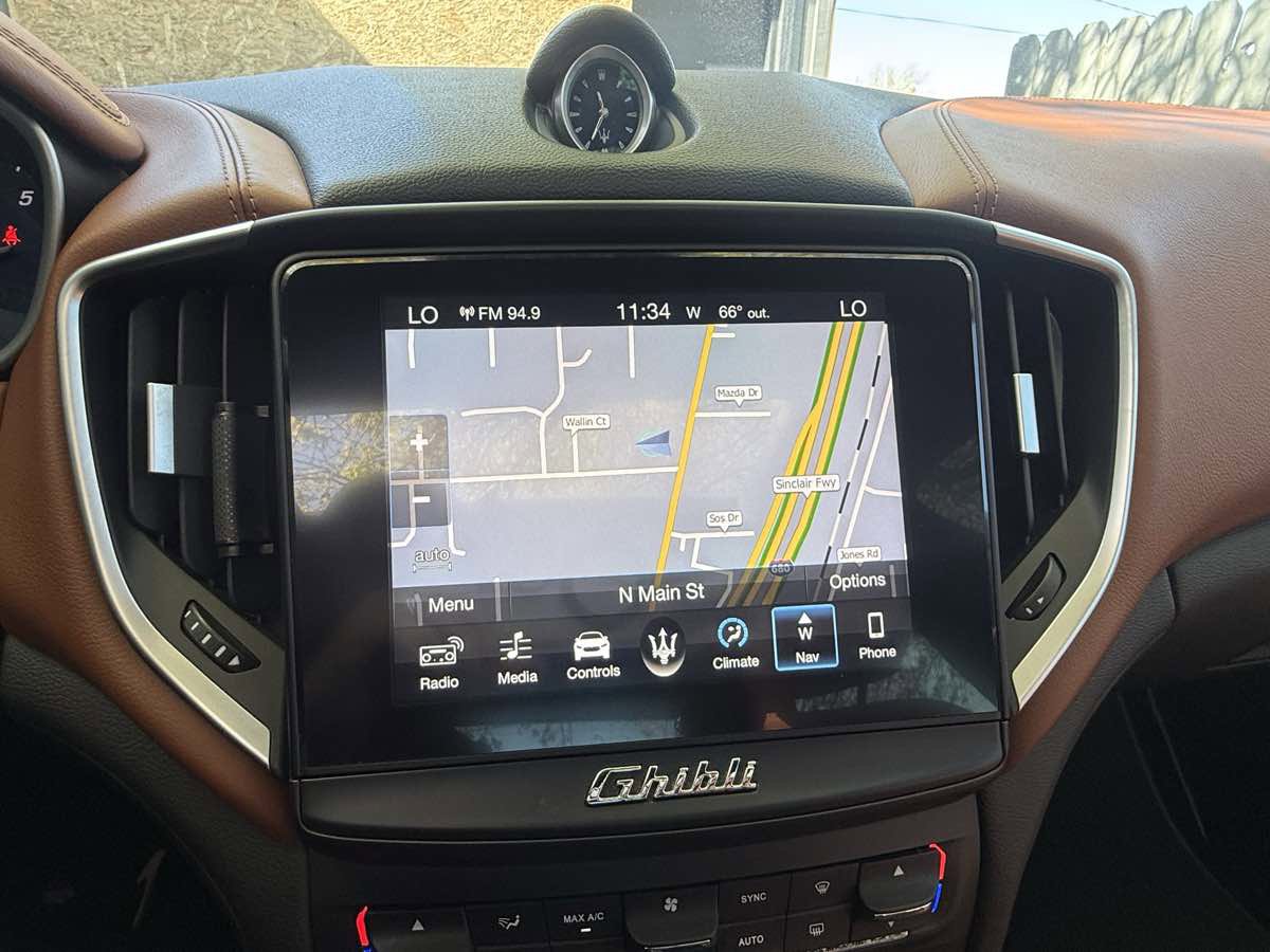 Used 2018 Maserati Ghibli image 22