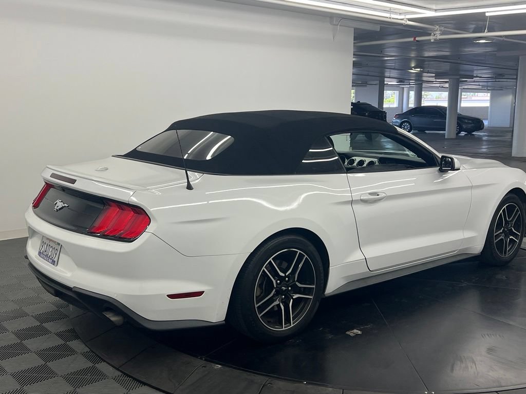 Used 2022 Ford Mustang Premium RWD image 5