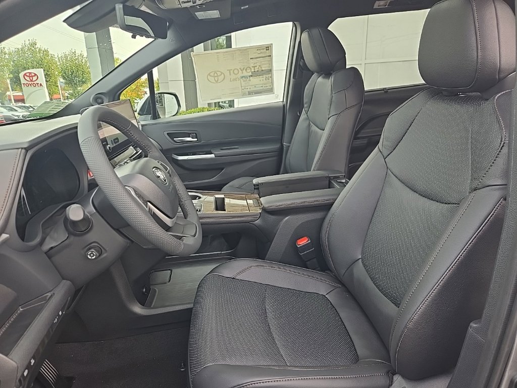 New 2026 Toyota Sienna Limited AWD/4WD image 12