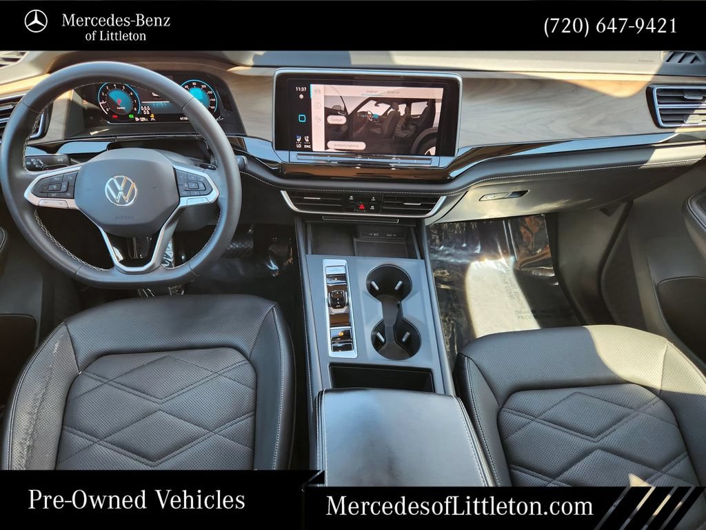 Used 2024 Volkswagen Atlas SE AWD/4WD image 25