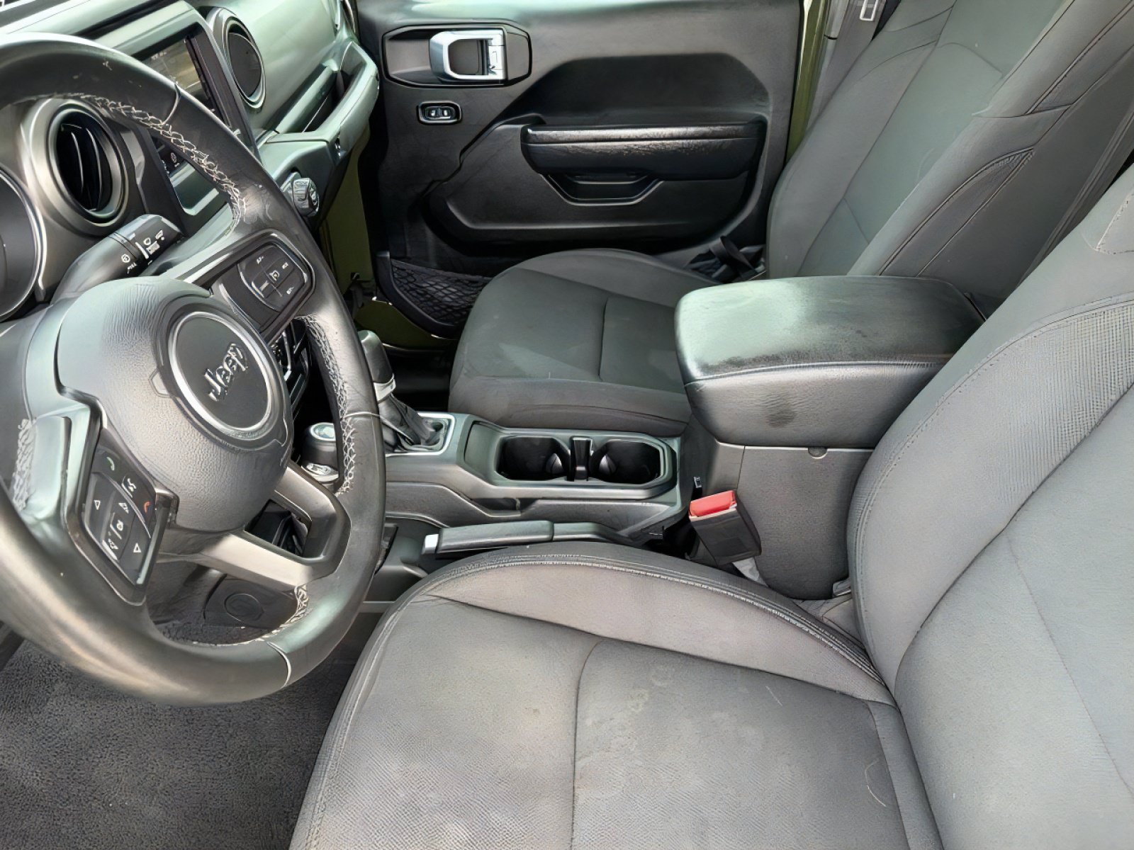 Used 2022 Jeep Gladiator Sport AWD/4WD image 15