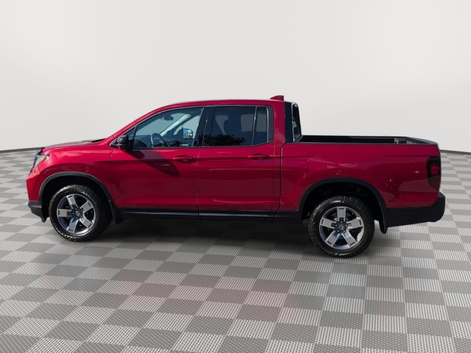 Used 2021 Honda Ridgeline Sport image 2