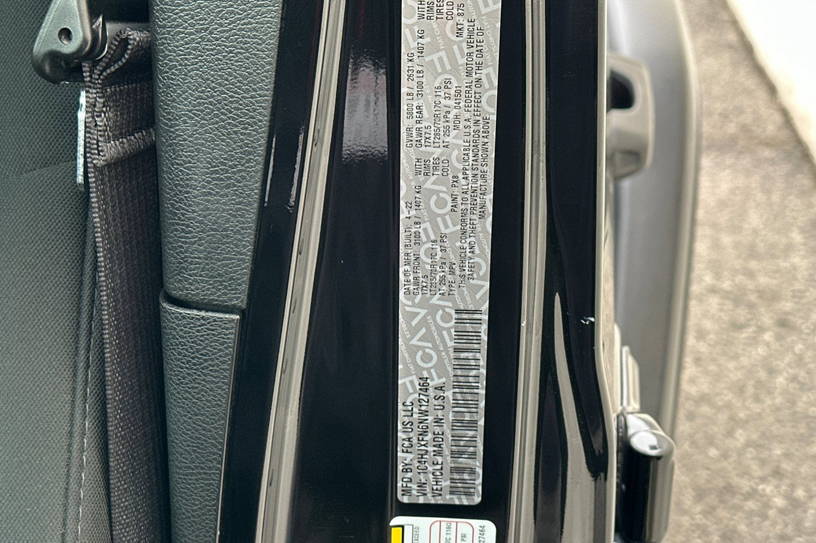 Used 2022 Jeep Wrangler Unlimited Rubicon w/ LED Lighting Group image 40