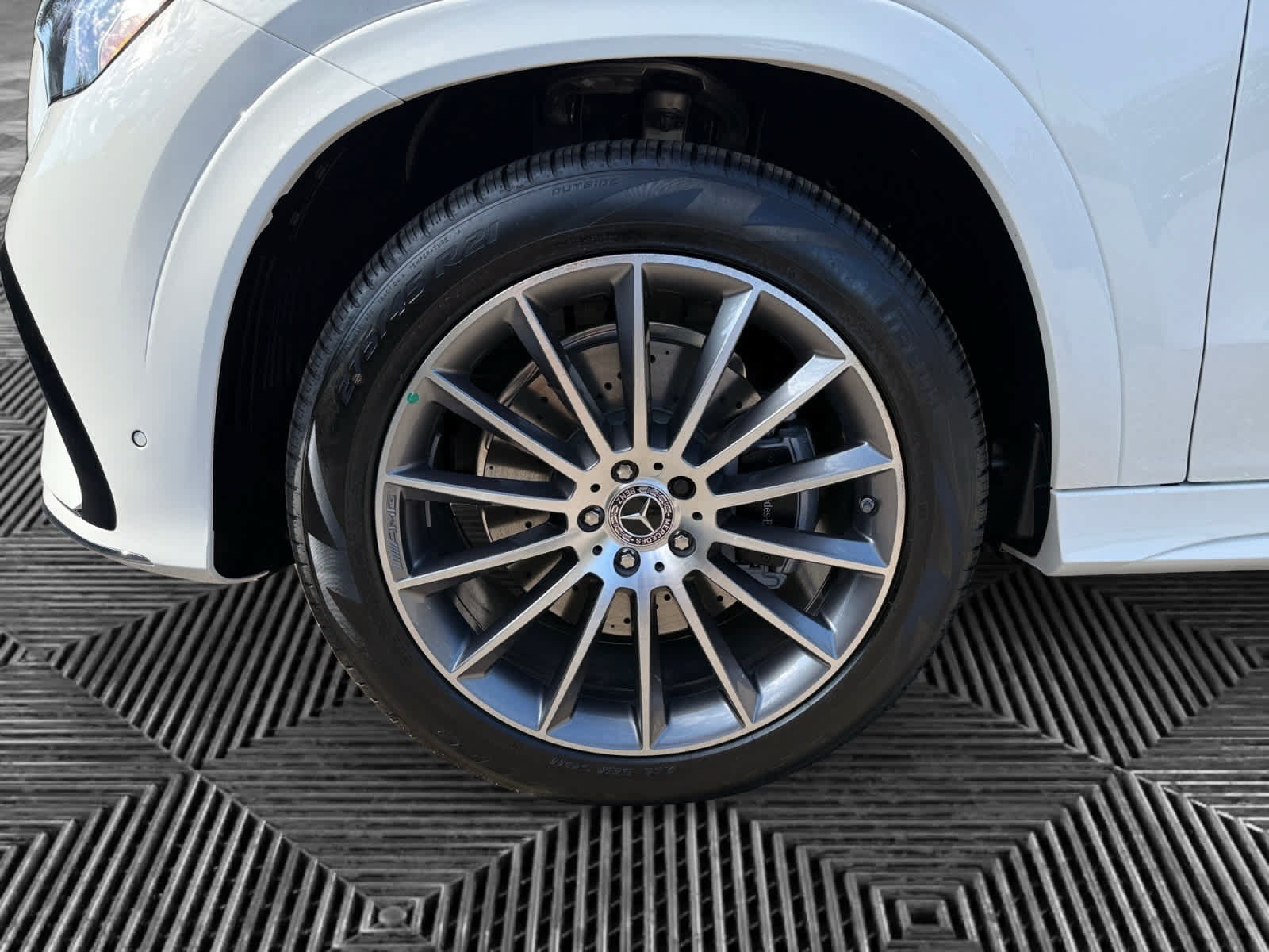 Used 2026 Mercedes-Benz GLE 450 4MATIC image 9