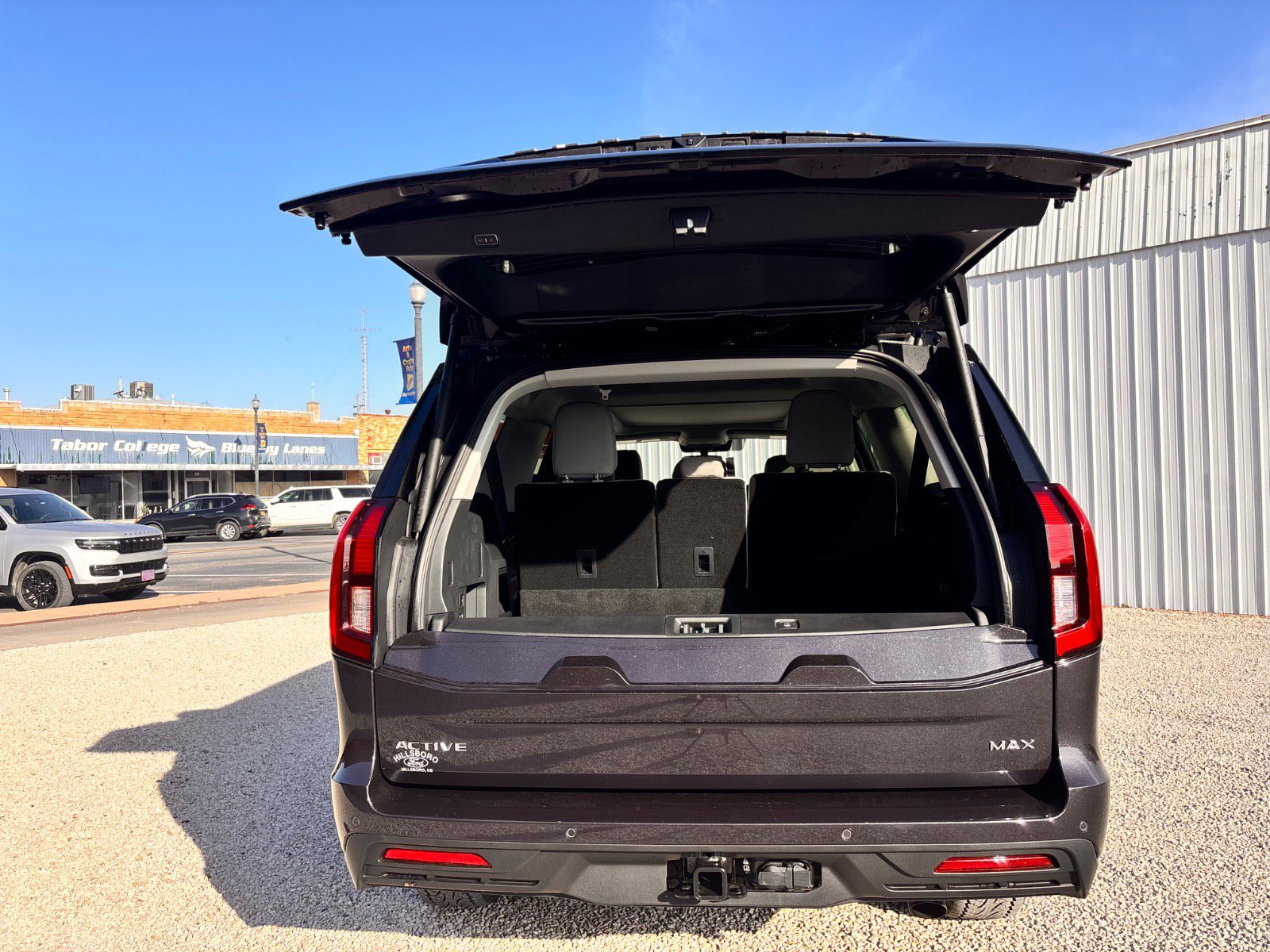 New 2025 Ford Expedition Max Active image 5