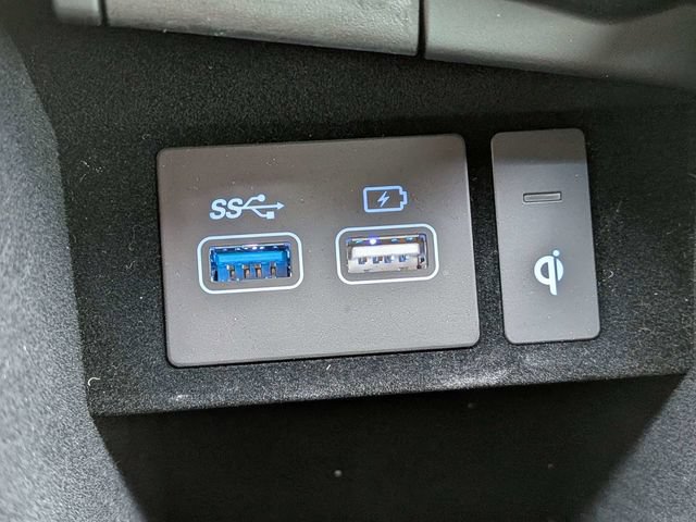 Used 2025 Genesis Electrified GV70 w/ Prestige Package AWD/4WD image 27