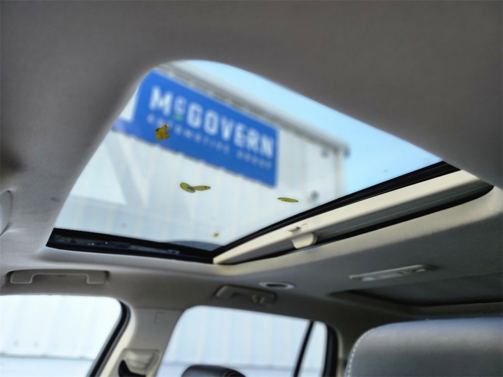 Used 2023 GMC Acadia Denali w/ Denali Ultimate Package image 18