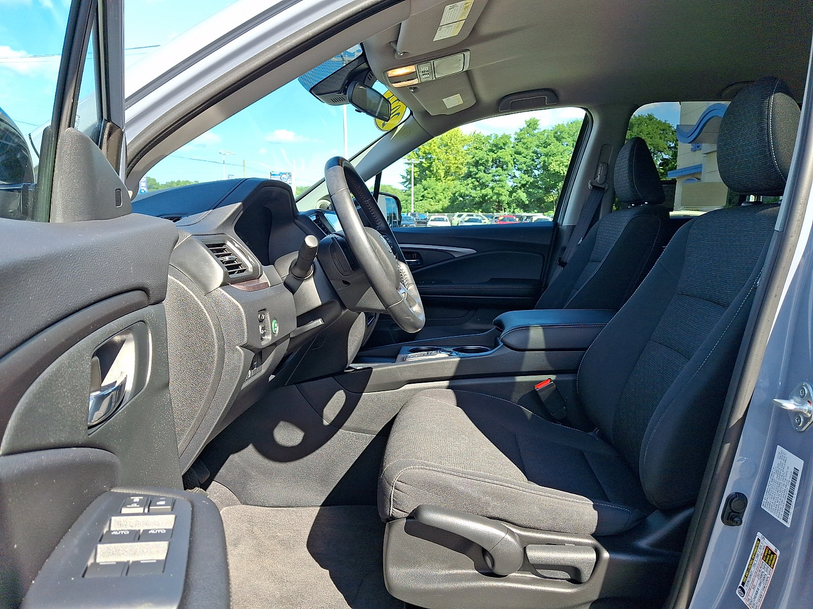 Used 2024 Honda Ridgeline Sport image 13