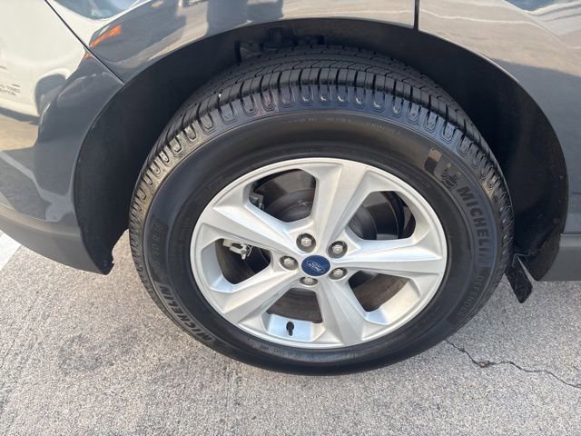 Used 2022 Ford Edge SE AWD/4WD image 11