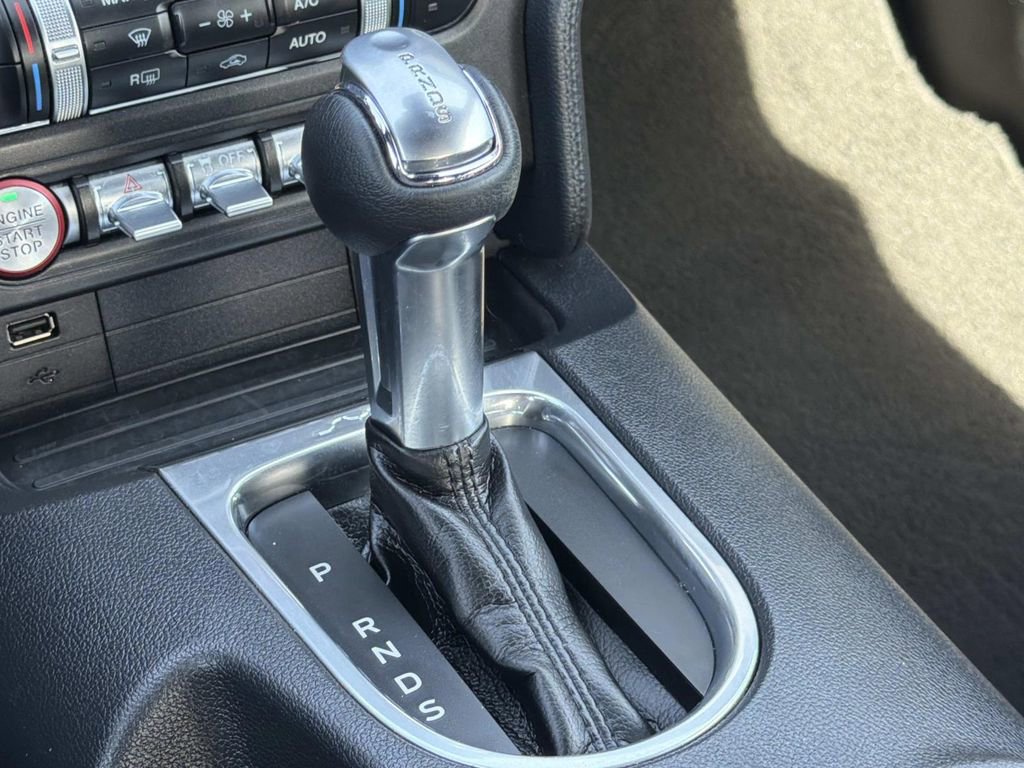 Used 2022 Ford Mustang Premium image 12