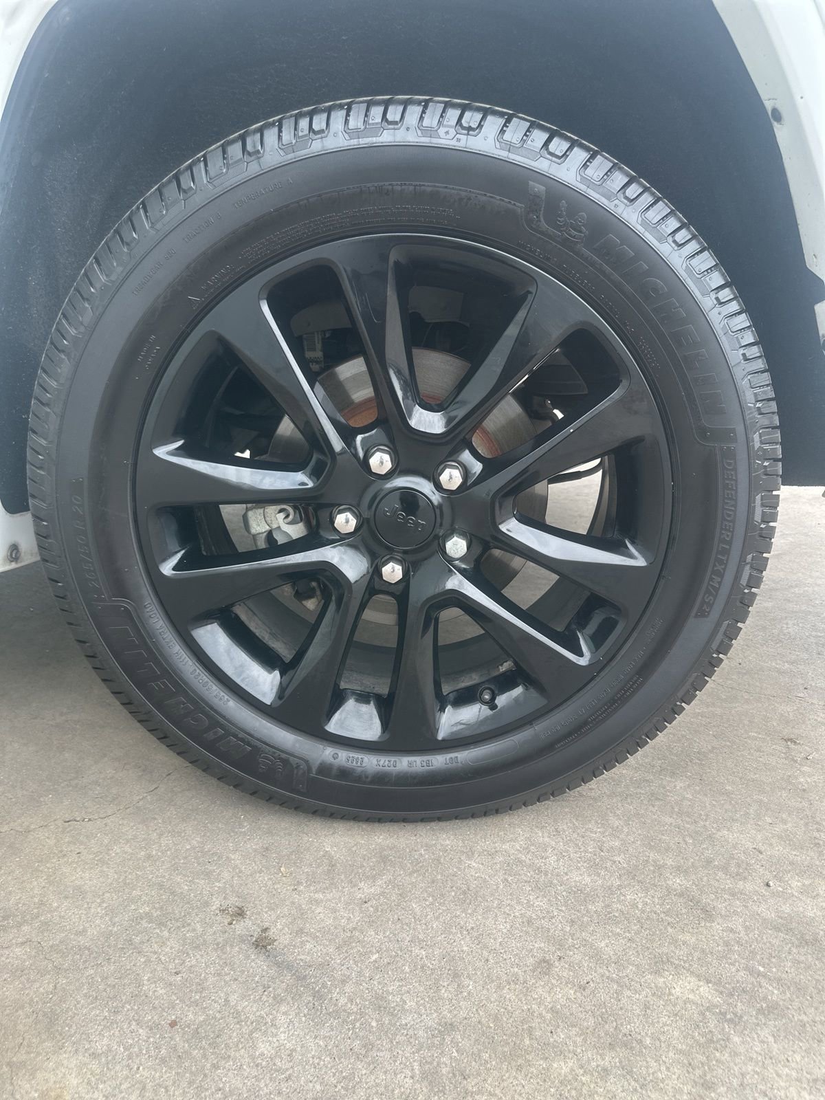 Used 2018 Jeep Grand Cherokee Altitude RWD image 25