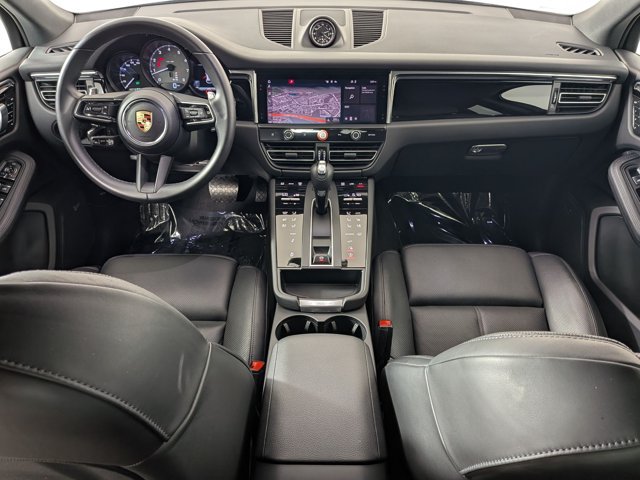 Certified 2025 Porsche Macan S AWD/4WD image 21